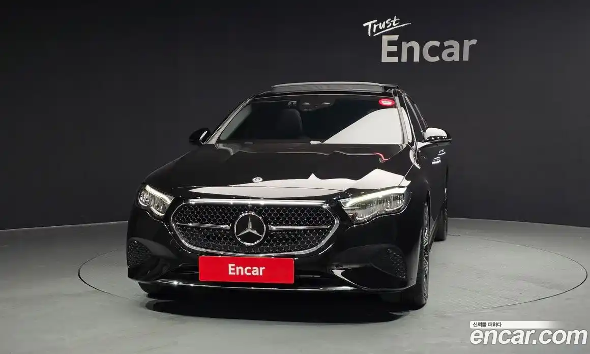 Mercedes-Benz E-Class 2025 2.0 Автомат в Москве № 388604, фото 3