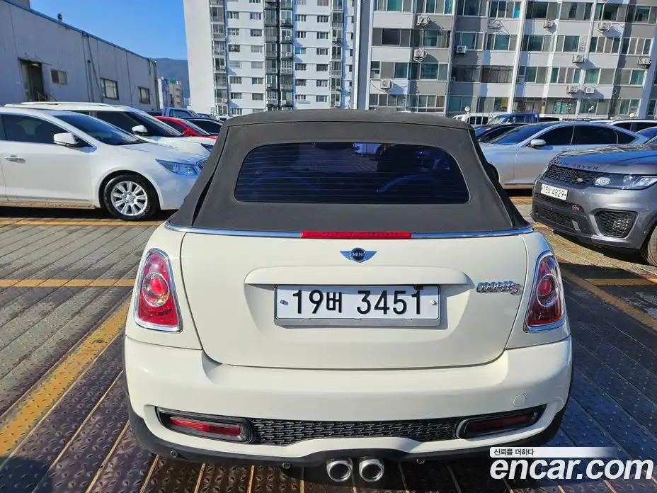 Mini Cooper Convertible 2012 1.6 Автомат в Москве № 395191, фото 5