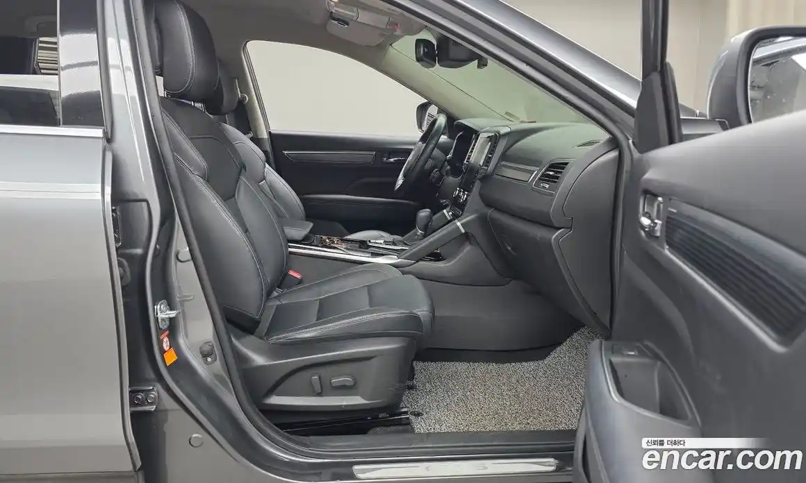 Renault QM6 2023 2.0 Автомат в Москве № 395573, фото 11