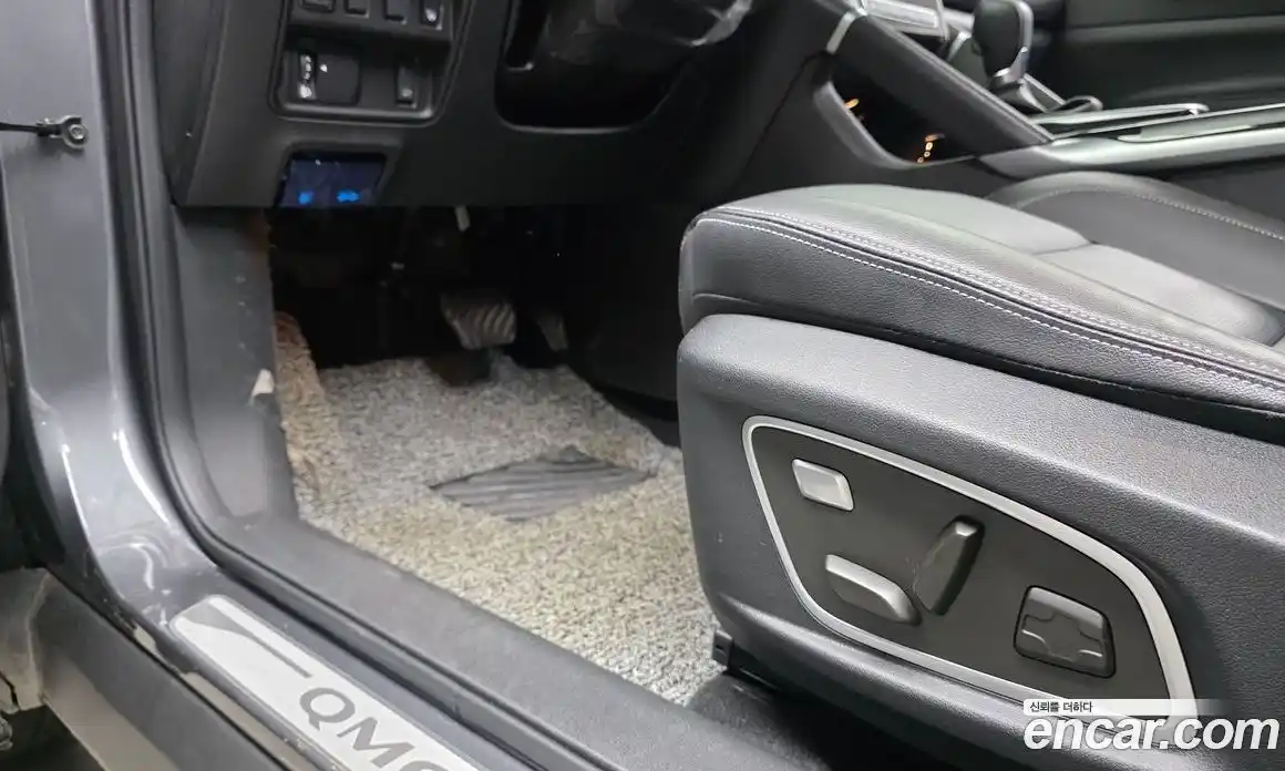 Renault QM6 2023 2.0 Автомат в Москве № 395573, фото 18