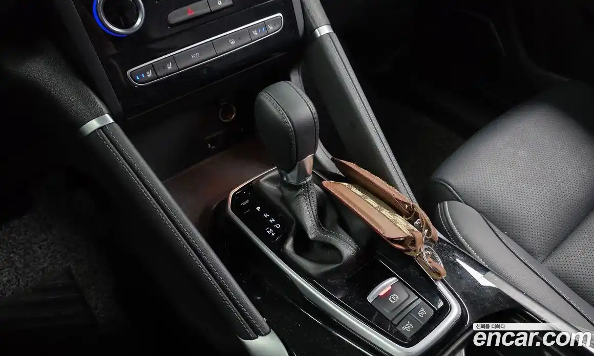 Renault QM6 2023 2.0 Автомат в Москве № 395573, фото 9