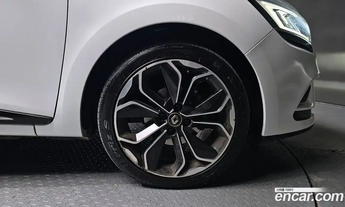 Renault Cilo 2018 1.5 Автомат в Москве № 399157, фото 5