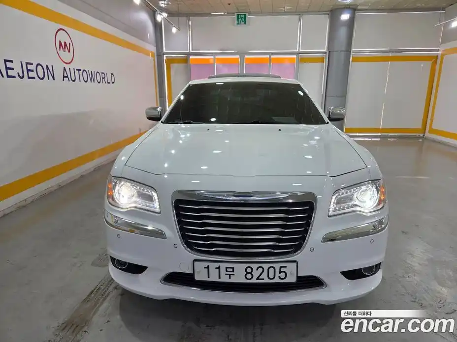Chrysler 300C 2014 3.6 Автомат в Москве № 407543, фото 1