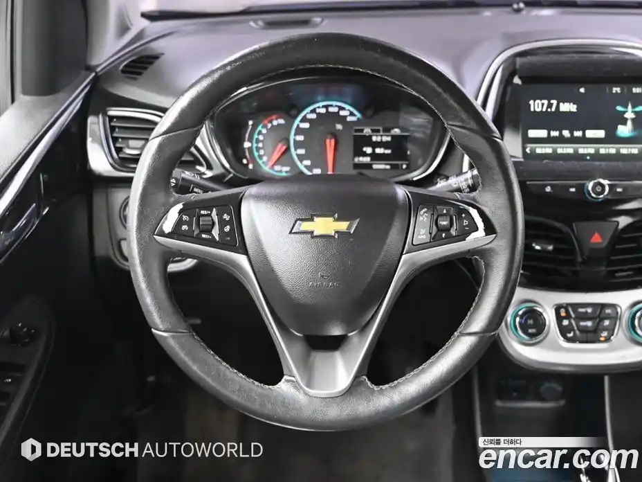 Chevrolet Spark 2016 1.0 Автомат в Москве № 419169, фото 13
