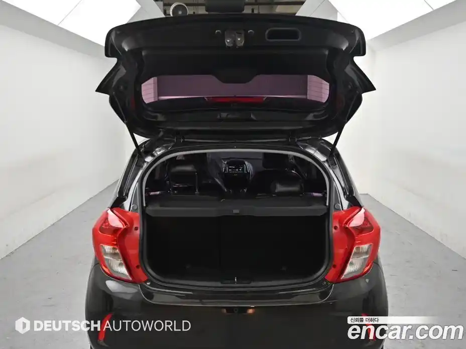 Chevrolet Spark 2016 1.0 Автомат в Москве № 419169, фото 20