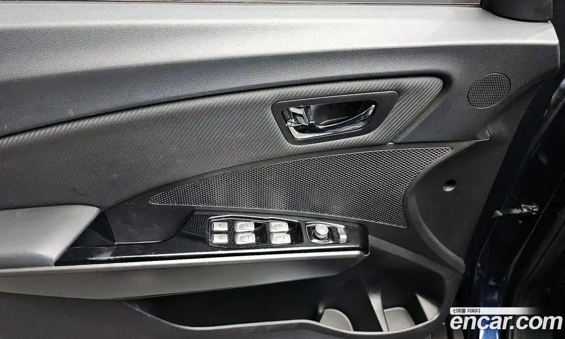 SsangYong TIBOLI 2018 1.6 Автомат в Москве № 420113, фото 17