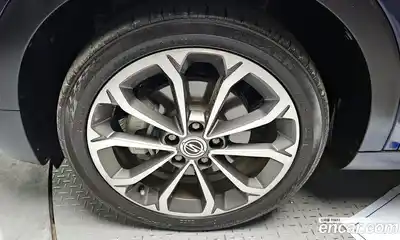 SsangYong TIBOLI 2018 1.6 Автомат в Москве № 420113, миниатюра 4