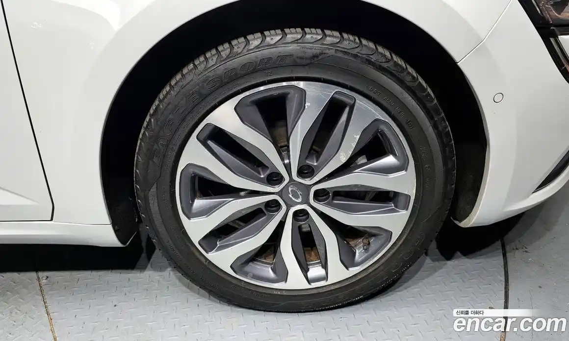 Renault SM6 2017 2.0 Автомат в Москве № 423618, фото 5