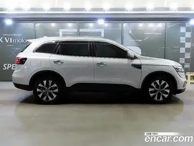 Renault QM6 2023 2.0 Автомат в Москве № 424365, миниатюра 3