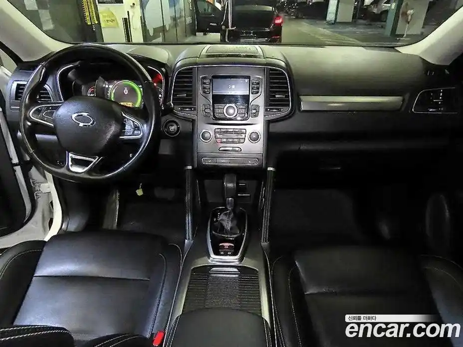 Renault QM6 2023 2.0 Автомат в Москве № 424365, фото 10