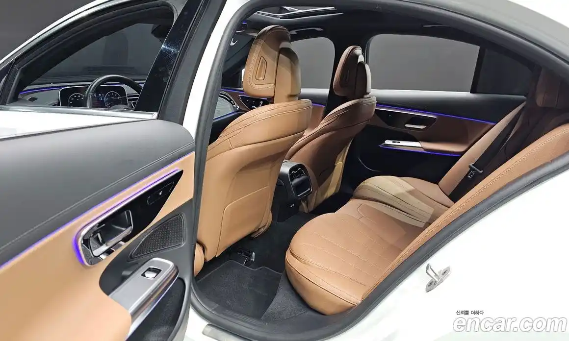 Mercedes-Benz E-Class 2024 2.0 Автомат в Москве № 427135, фото 12