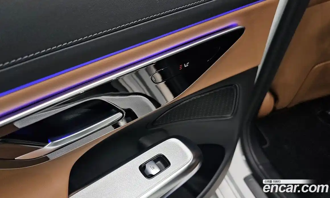 Mercedes-Benz E-Class 2024 2.0 Автомат в Москве № 427135, фото 17