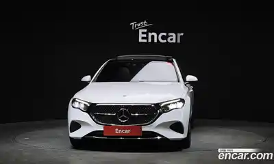 Mercedes-Benz E-Class 2024 2.0 Автомат в Москве № 427135, миниатюра 3