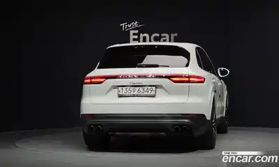 Porsche Cayenne 2020 3.0 Автомат в Москве № 430762, миниатюра 4