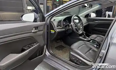 Hyundai Avante 2017 1.6 Автомат в Москве № 449397, миниатюра 11