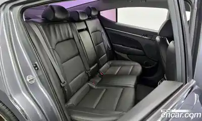 Hyundai Avante 2017 1.6 Автомат в Москве № 449397, миниатюра 12