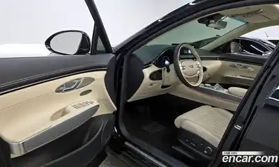 Genesis GV70 2024 2.5 Автомат в Москве № 453187, миниатюра 11