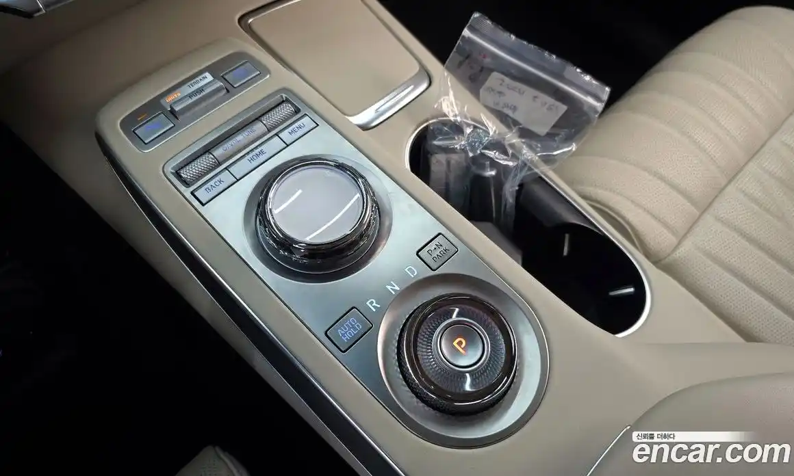 Genesis GV70 2024 2.5 Автомат в Москве № 453187, фото 9