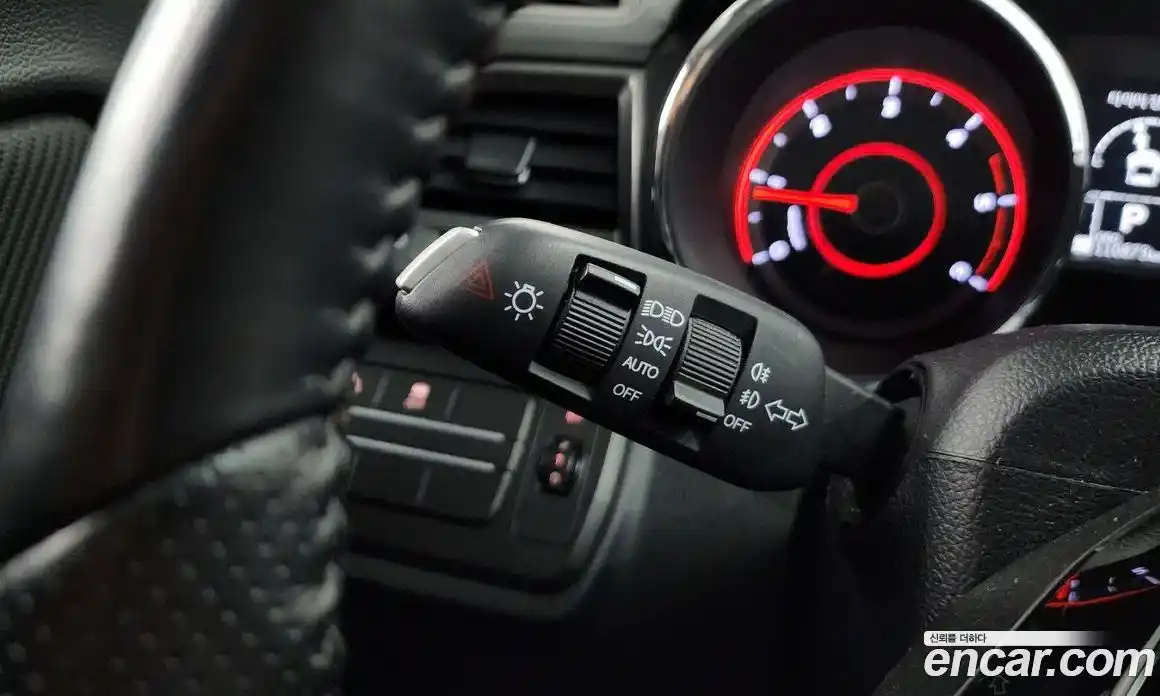 SsangYong TIBOLI 2018 1.6 Автомат в Москве № 454263, фото 15