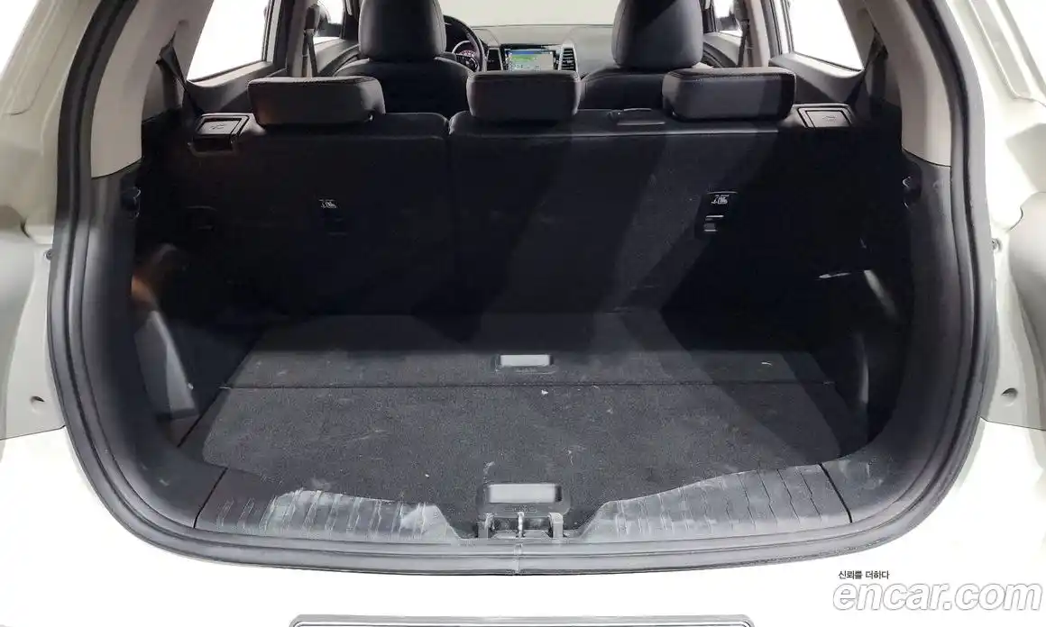 SsangYong TIBOLI 2018 1.6 Автомат в Москве № 454263, фото 20