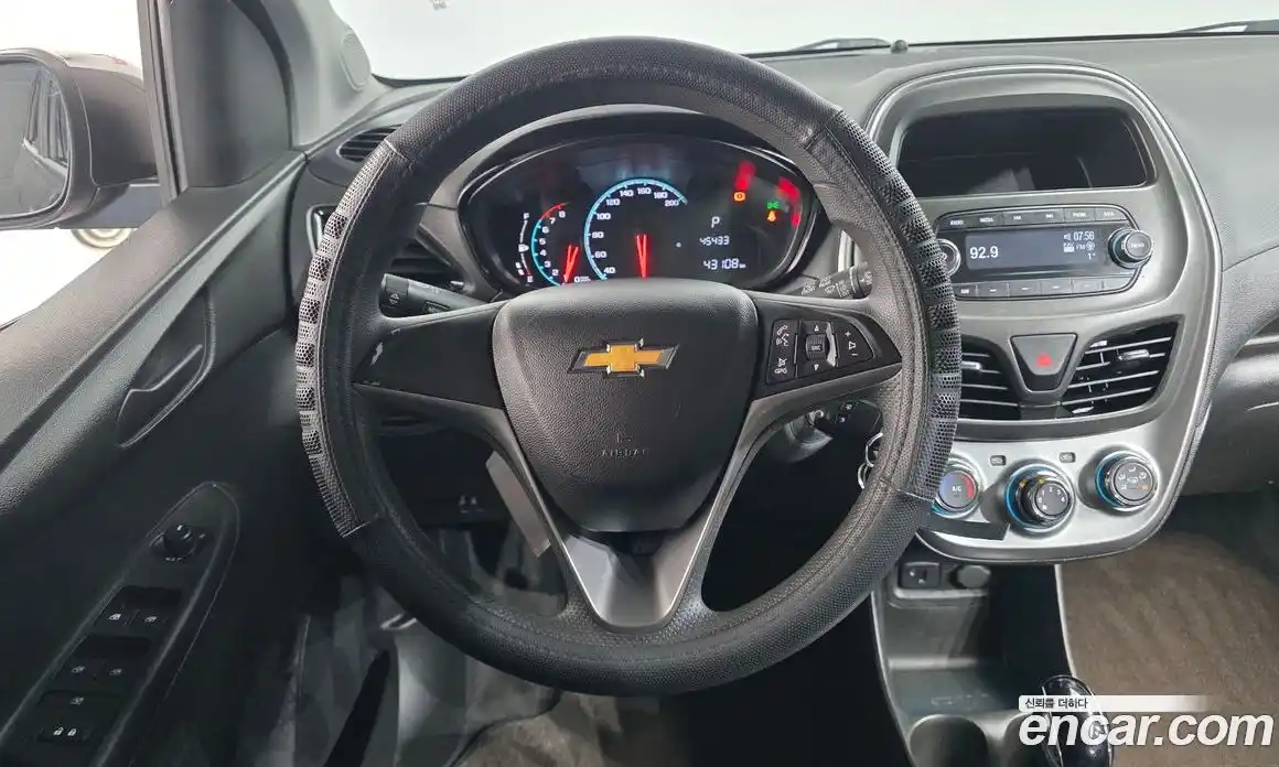 Chevrolet Spark 2016 1.0 Автомат в Москве № 454970, фото 14