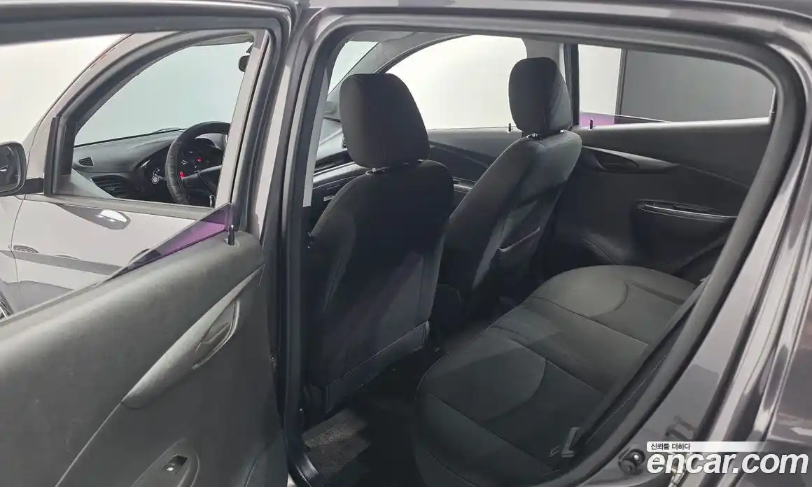 Chevrolet Spark 2016 1.0 Автомат в Москве № 454970, фото 17