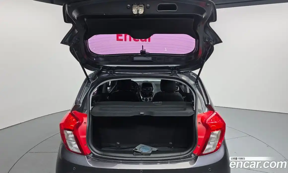 Chevrolet Spark 2016 1.0 Автомат в Москве № 454970, фото 20