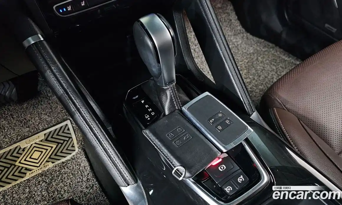 Renault QM6 2019 2.0 Автомат в Москве № 455802, фото 9