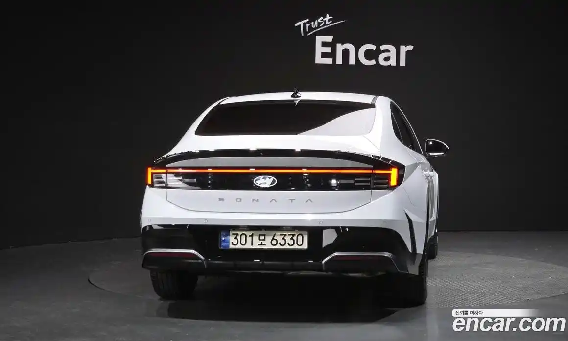 Hyundai Sonata 2024 1.6 Автомат в Москве № 457325, фото 4