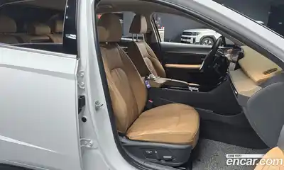 Hyundai Sonata 2024 1.6 Автомат в Москве № 457325, миниатюра 10