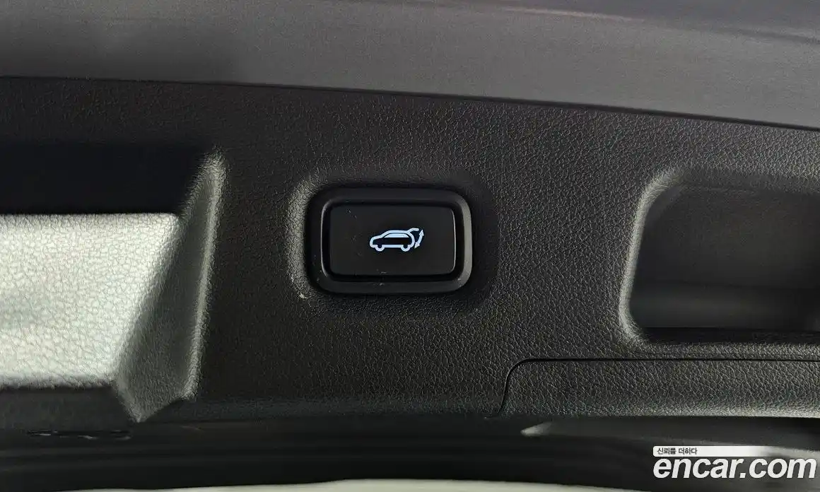 Hyundai Santa Fe 2023 2.5 Автомат в Москве № 457492, фото 20