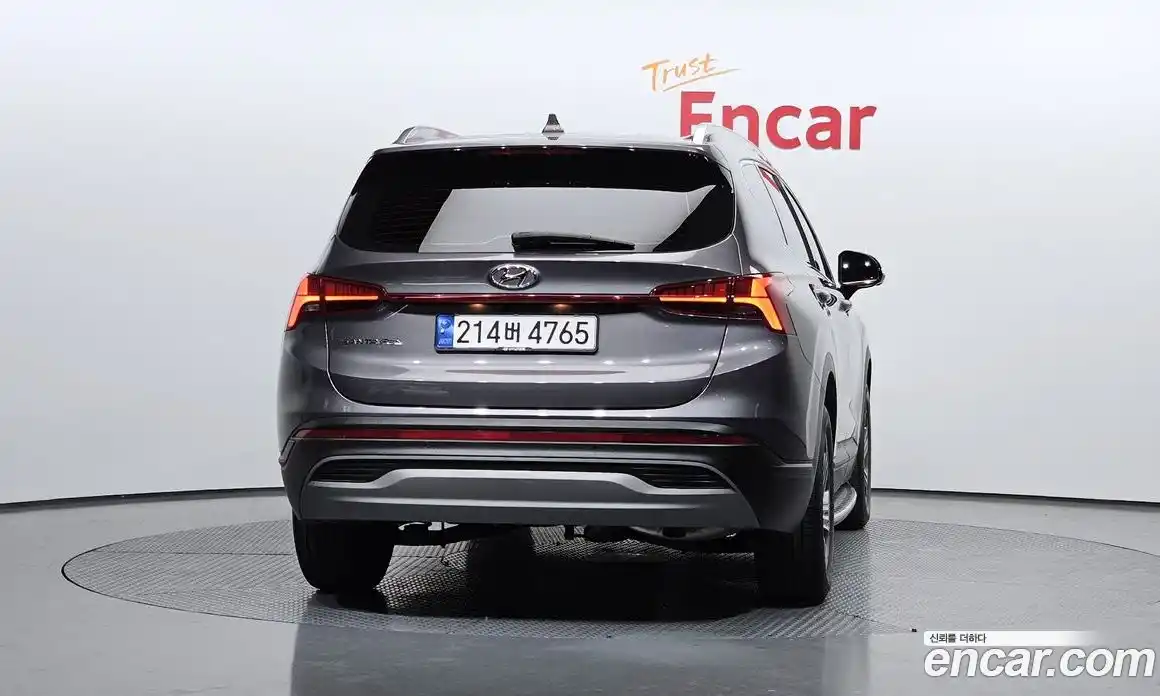 Hyundai Santa Fe 2023 2.5 Автомат в Москве № 457492, фото 4