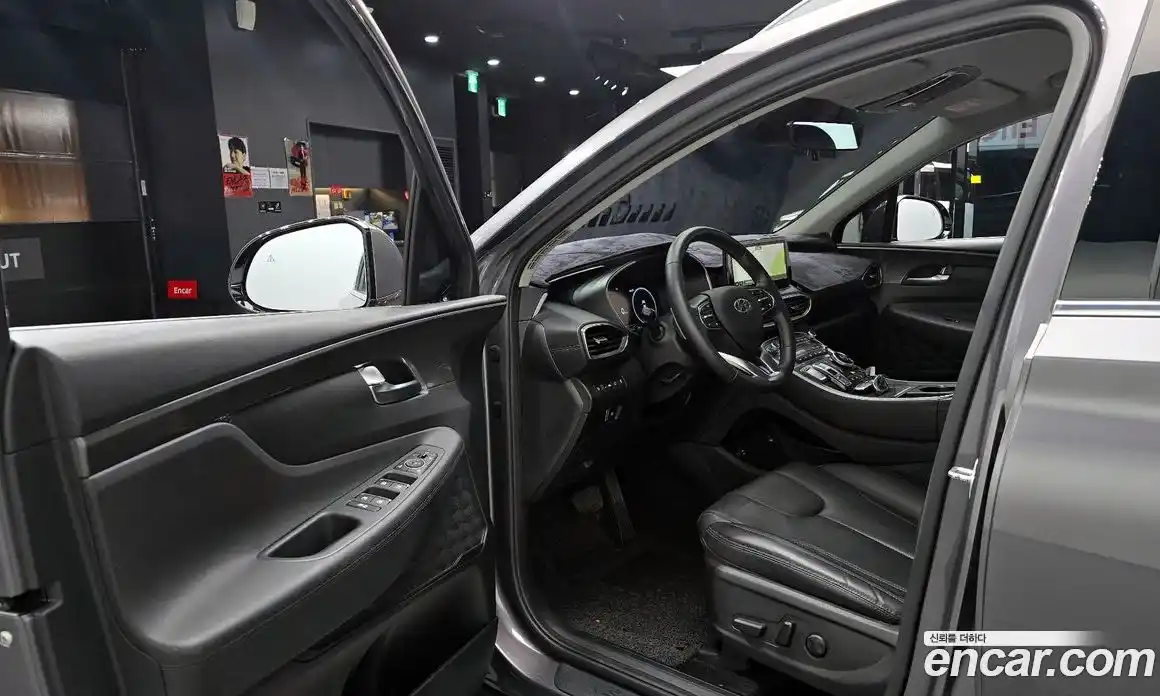 Hyundai Santa Fe 2023 2.5 Автомат в Москве № 457492, фото 10