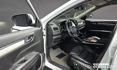 Renault QM6 2021 2.0 Автомат в Москве № 463032, миниатюра 11