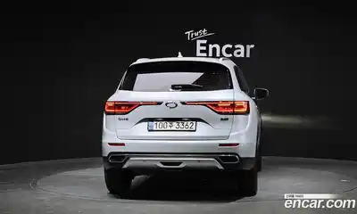 Renault QM6 2021 2.0 Автомат в Москве № 463032, миниатюра 4