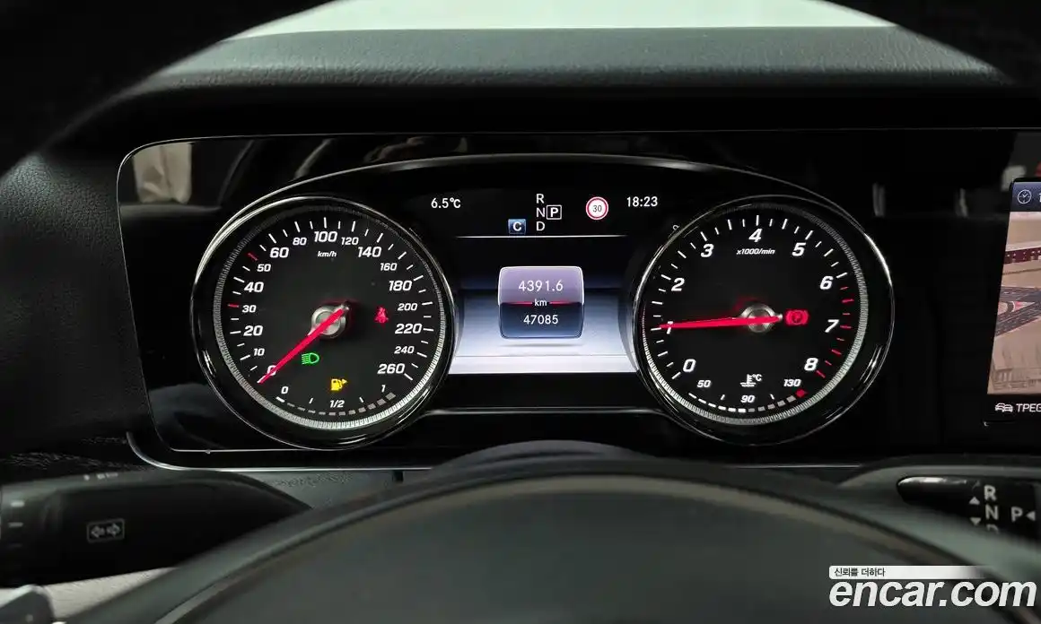 Mercedes-Benz E-Class 2018 2.0 Автомат в Москве № 466519, фото 8