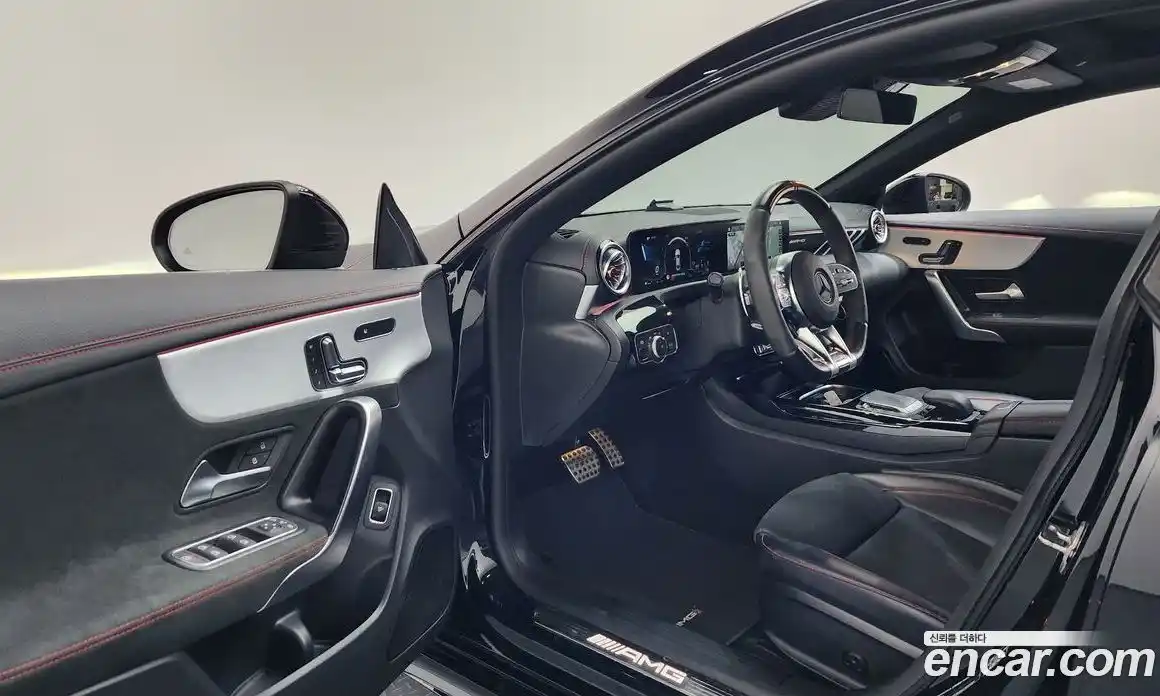 Mercedes-Benz CLA-Class 2022 2.0 Автомат в Москве № 466909, фото 10