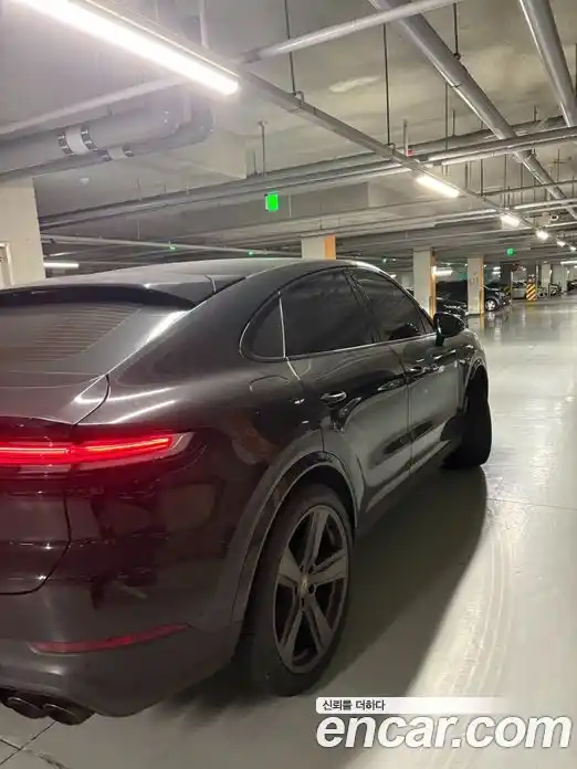 Porsche Cayenne 2024 3.0 Автомат в Москве № 470738, фото 4