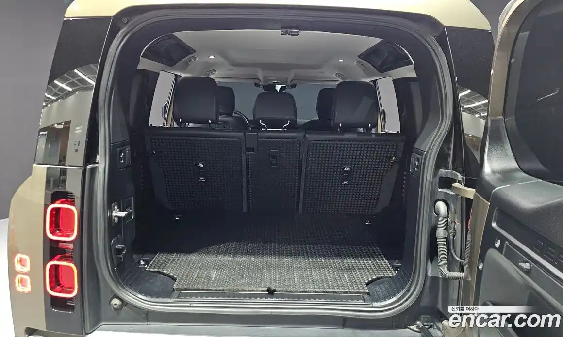 Land Rover Defender 2020 2.0 Автомат в Москве № 471219, фото 20