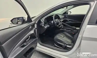 Hyundai Avante 2021 1.6 Автомат в Москве № 49606, миниатюра 2