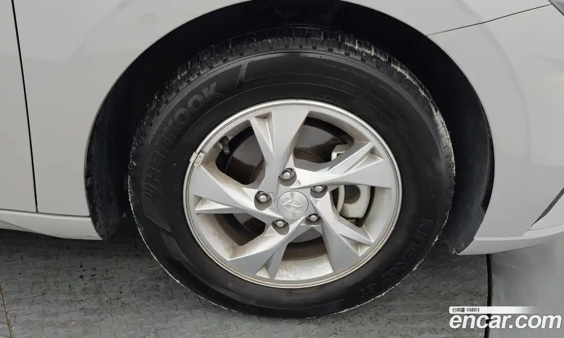 Hyundai Avante 2021 1.6 Автомат в Москве № 49606, фото 6