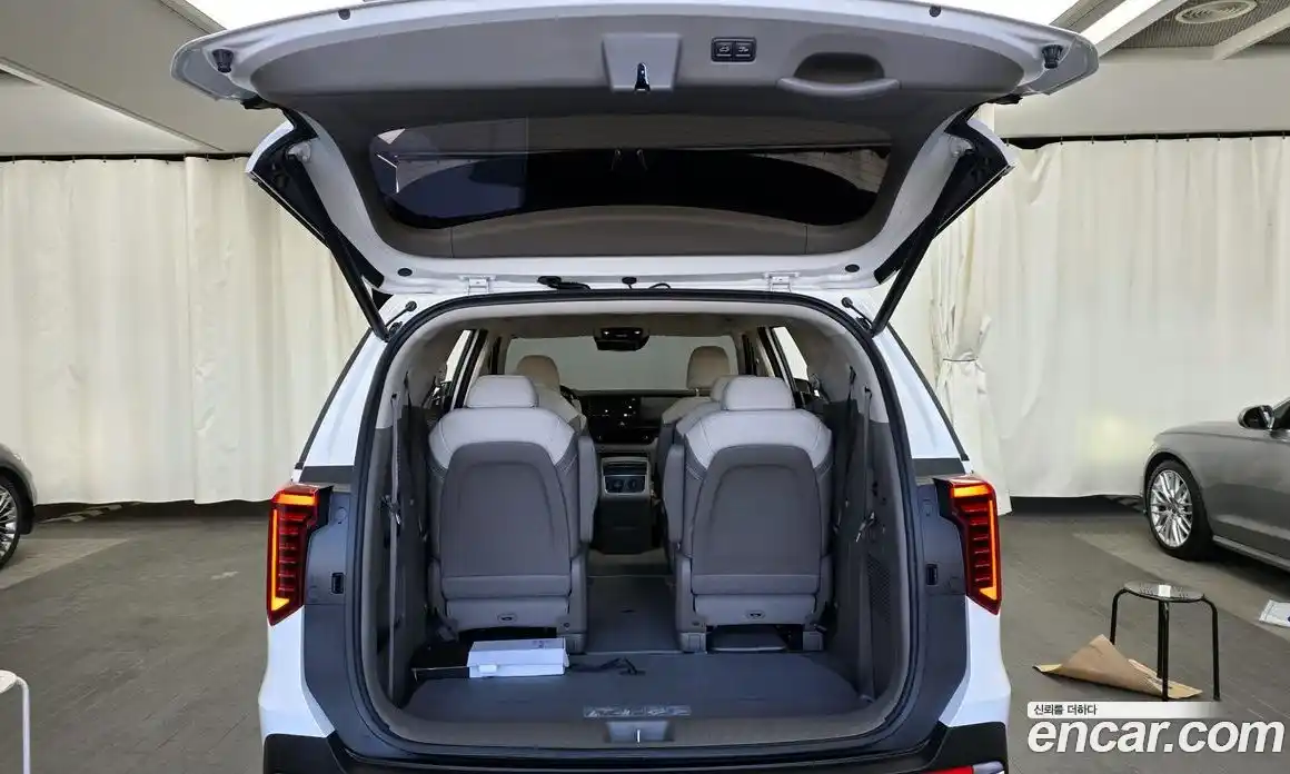 Kia Canival 2025 1.6 Автомат в Москве № 51585, фото 20