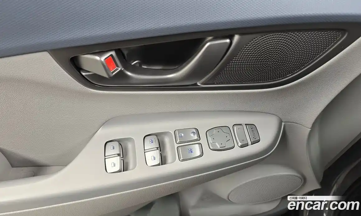 Hyundai Kona 2019 0.2 Автомат в Москве № 5349, фото 11