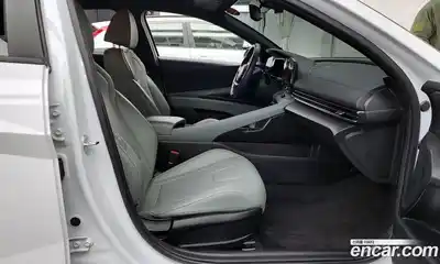 Hyundai Avante 2024 1.6 Автомат в Москве № 6278, миниатюра 3