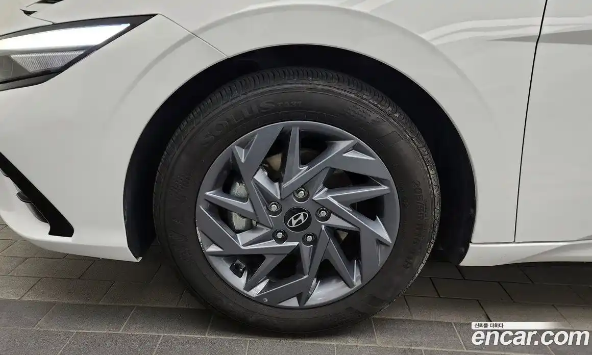 Hyundai Avante 2024 1.6 Автомат в Москве № 6278, фото 4