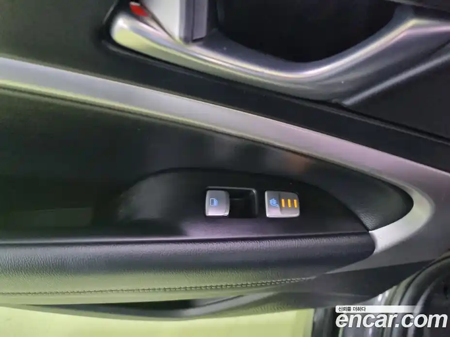 Genesis G70 2018 2.0 Автомат в Москве № 83857, фото 19