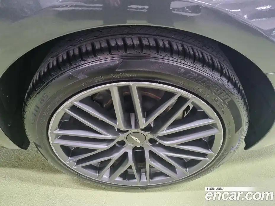 Genesis G70 2018 2.0 Автомат в Москве № 83857, фото 9