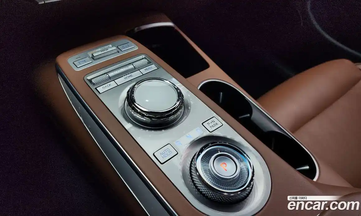 Genesis GV70 2022 2.2 Автомат в Москве № 84992, фото 20