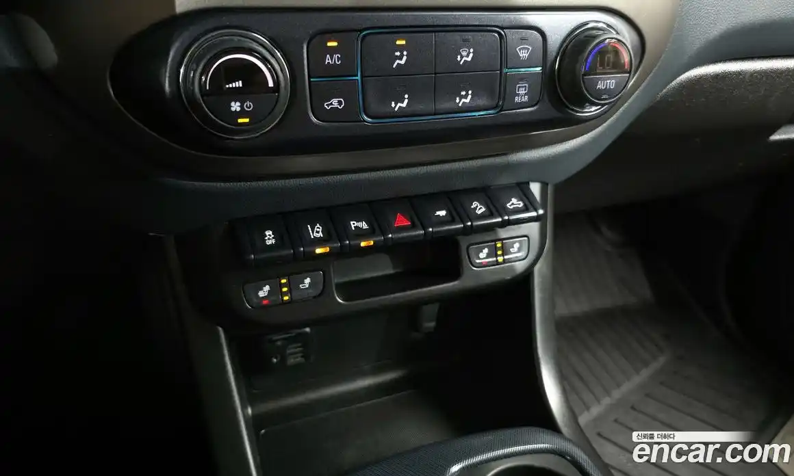 Chevrolet Colorado 2022 3.6 Автомат в Москве № 99806, фото 17