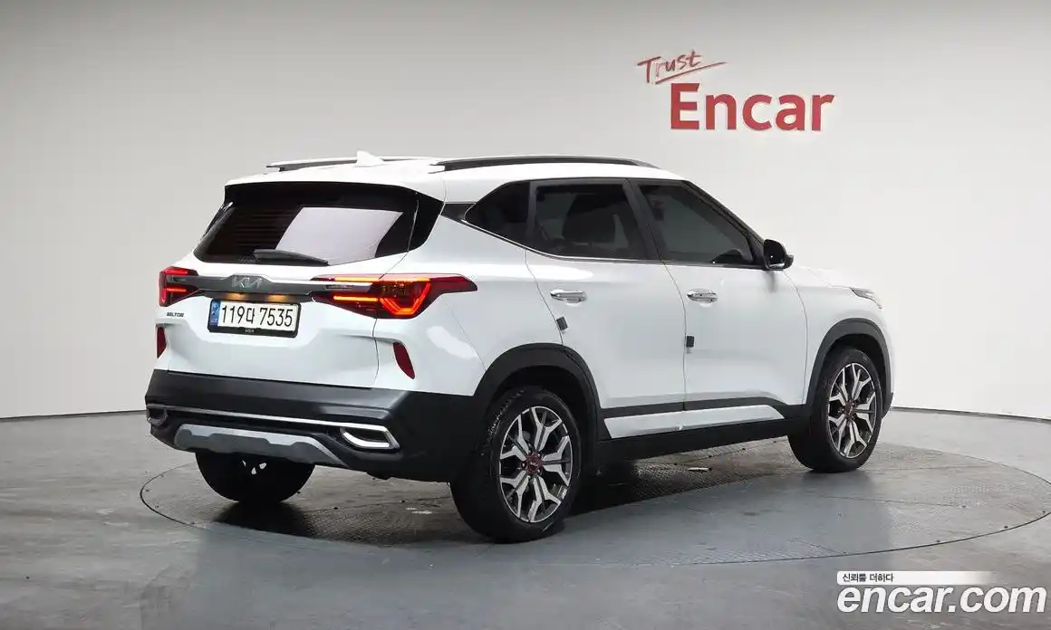 Kia Seltos 2023 1.6 Автомат в Москве № 10260, фото 14